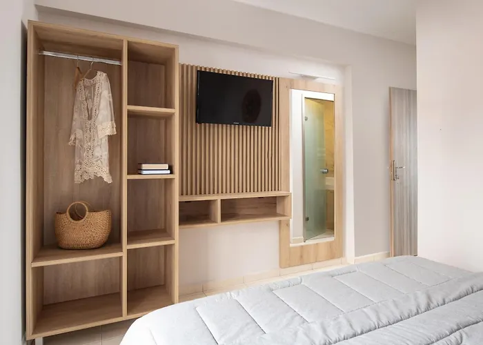 Aparthotel House Kostas On The