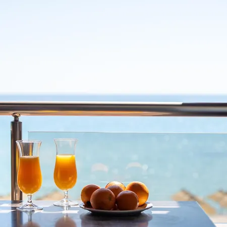 House Kostas On The Апарт-отель