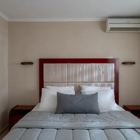 House Kostas On The Aparthotel *