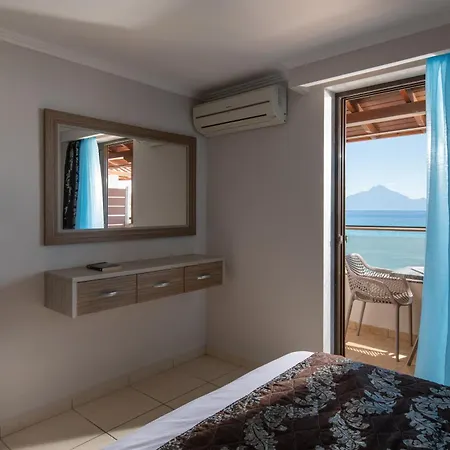 Aparthotel House Kostas On The Sarti