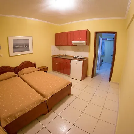 House Kostas On The Aparthotel