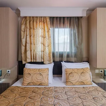 Apartmanhotel House Kostas On The *