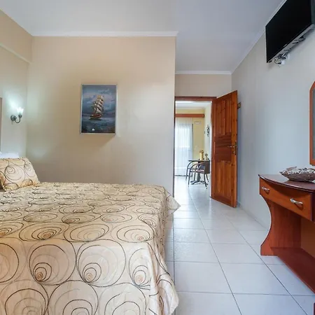 Aparthotel House Kostas On The *