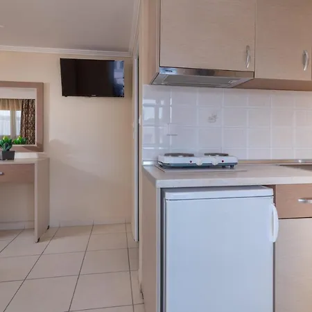 Aparthotel House Kostas On The