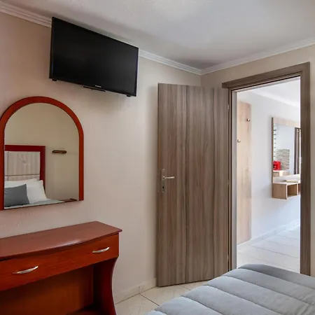 House Kostas On The Aparthotel