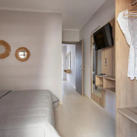 House Kostas On The شقة فندقية *