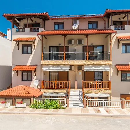 House Kostas On The شقة فندقية