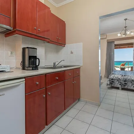 House Kostas On The شقة فندقية